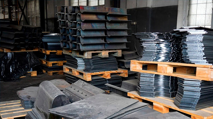 Чем отличаются черные и цветные металлы?