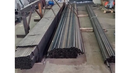 трубу профильную Б/Ш квадратную 20x20 1,5 мм 08пс купить в Омске