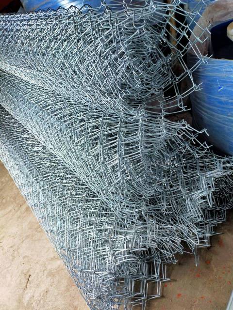 Сетка рабица оцинкованная 50x50x3 мм ГОСТ 5336-80 фото